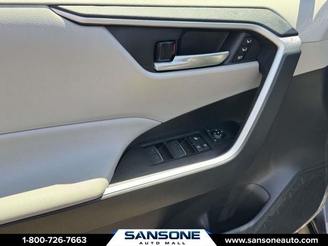 2025 Toyota RAV4 Hybrid XLE Premium