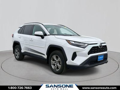2022 Toyota RAV4 XLE