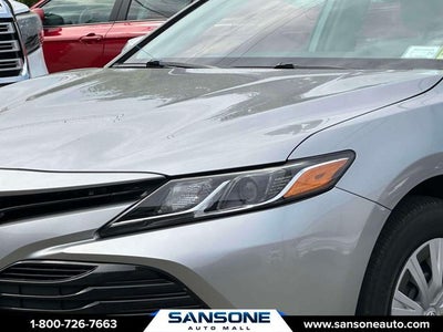 2019 Toyota Camry Hybrid LE