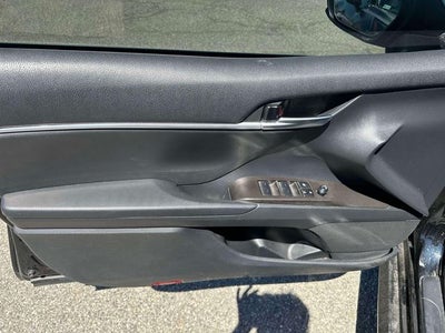 2023 Toyota Camry Hybrid LE