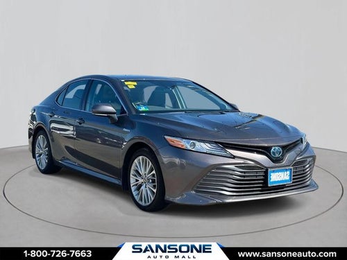 2020 Toyota Camry Hybrid XLE