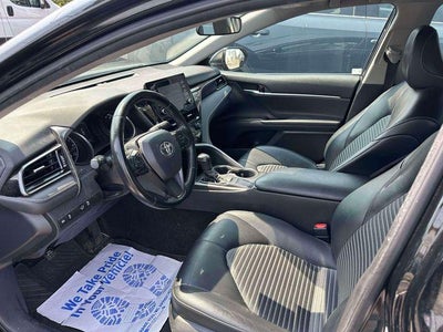 2022 Toyota Camry SE