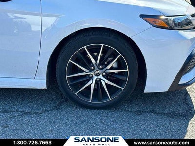 2022 Toyota Camry SE