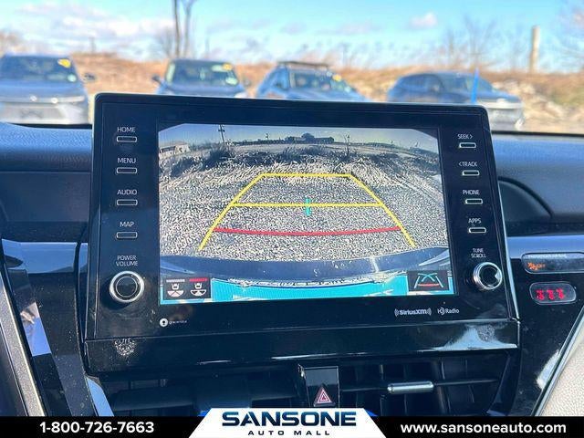 2022 Toyota Camry Hybrid SE