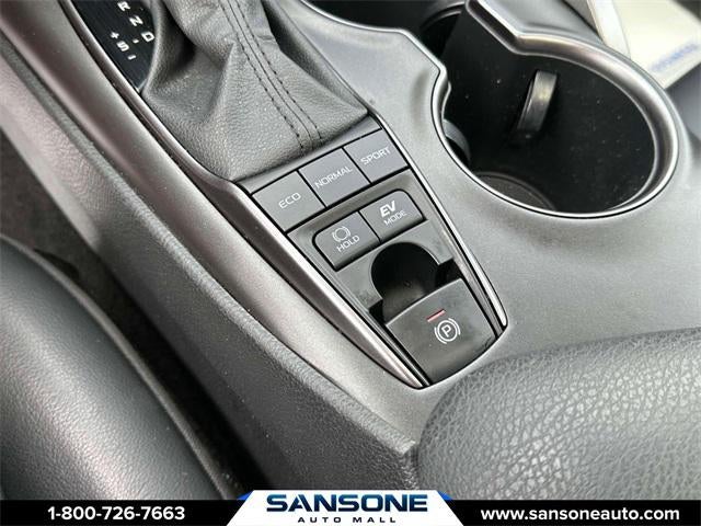 2023 Toyota Camry Hybrid SE