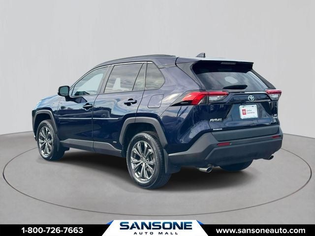2022 Toyota RAV4 Hybrid XLE Premium