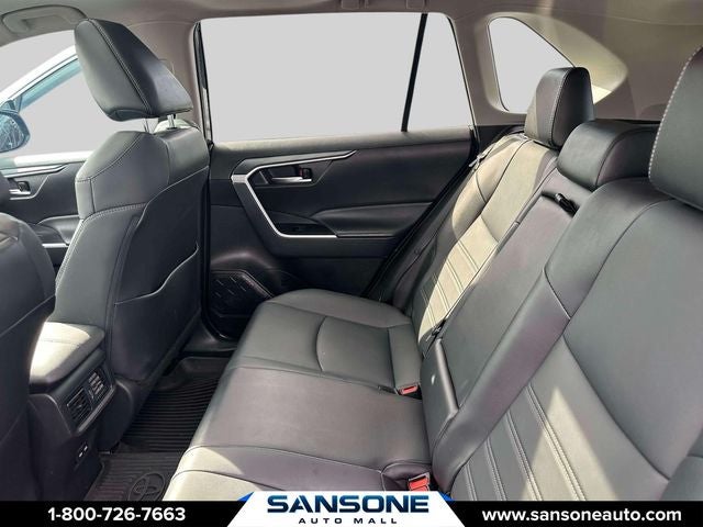 2022 Toyota RAV4 Hybrid XLE Premium