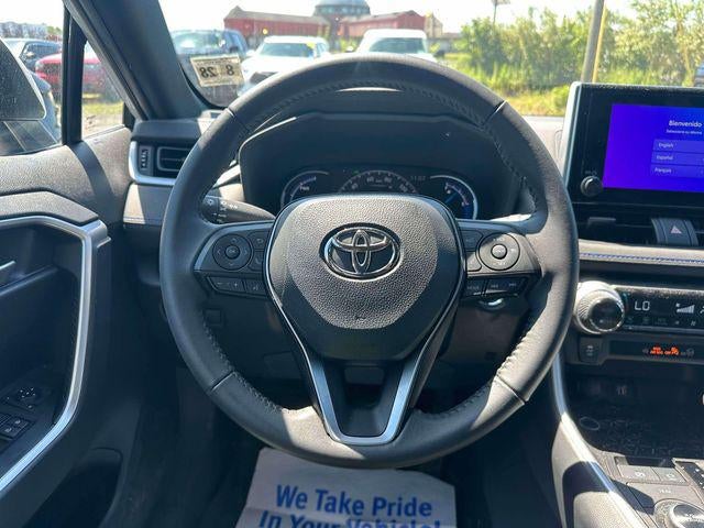 2023 Toyota RAV4 Hybrid SE