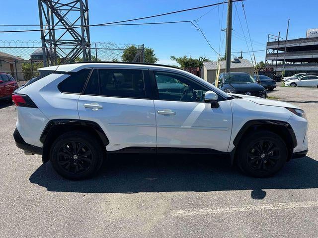 2023 Toyota RAV4 Hybrid SE