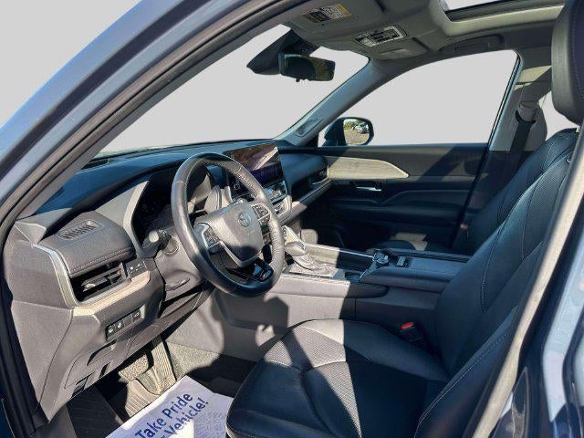 2025 Toyota Grand Highlander Platinum