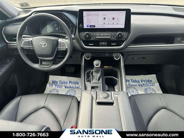 2025 Toyota Grand Highlander XLE