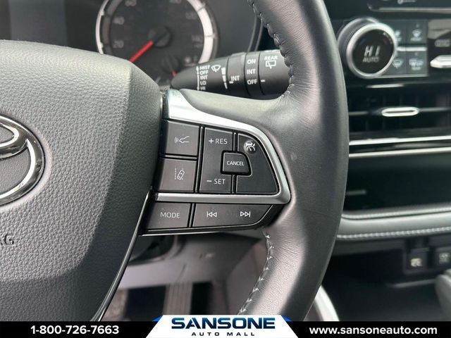 2021 Toyota Highlander LE