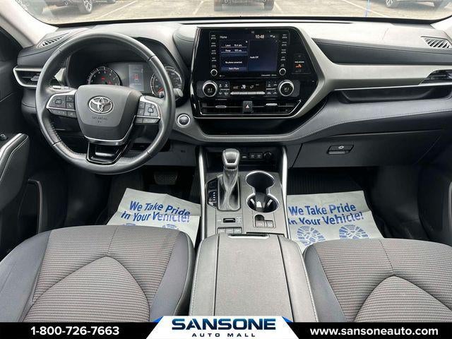 2021 Toyota Highlander LE