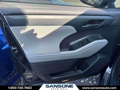 2022 Toyota Highlander LE