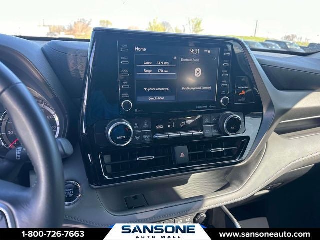 2022 Toyota Highlander LE