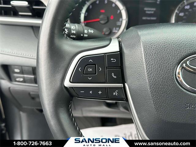 2022 Toyota Highlander LE