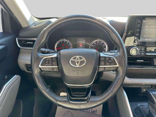 2021 Toyota Highlander LE