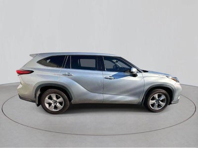 2021 Toyota Highlander LE