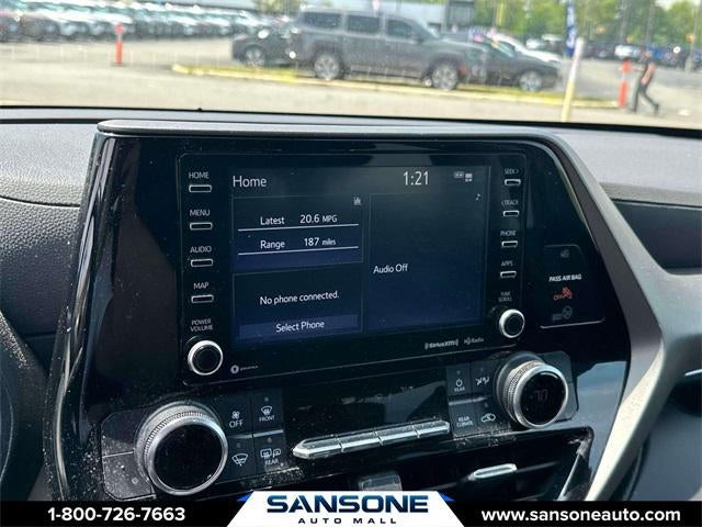2022 Toyota Highlander LE