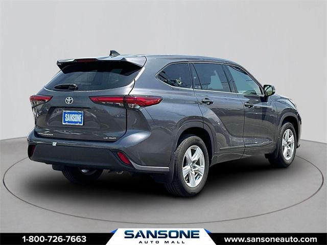 2022 Toyota Highlander LE