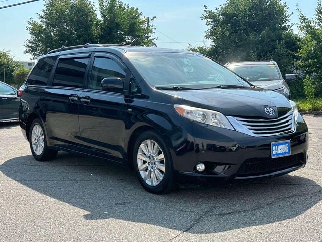 2016 Toyota Sienna XLE 7 Passenger