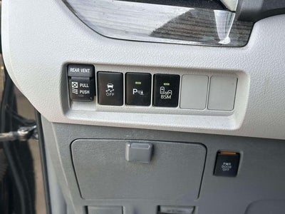 2016 Toyota Sienna XLE 7 Passenger
