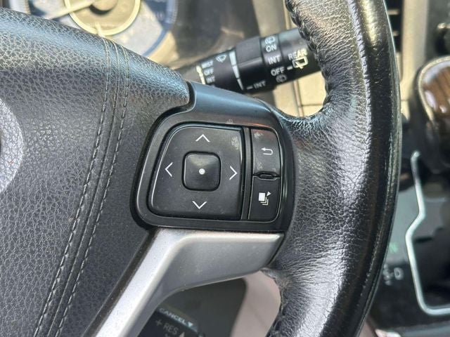 2016 Toyota Sienna XLE 7 Passenger