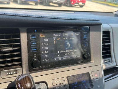 2016 Toyota Sienna XLE 7 Passenger