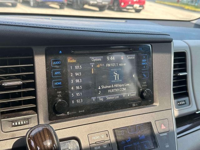 2016 Toyota Sienna XLE 7 Passenger
