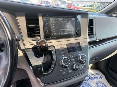 2016 Toyota Sienna XLE 7 Passenger
