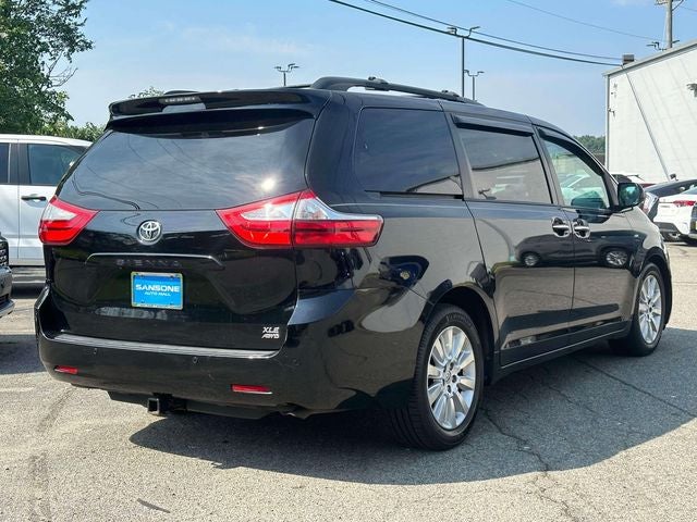 2016 Toyota Sienna XLE 7 Passenger