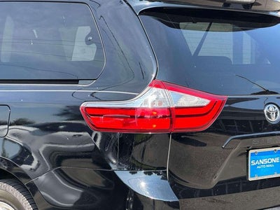 2016 Toyota Sienna XLE 7 Passenger