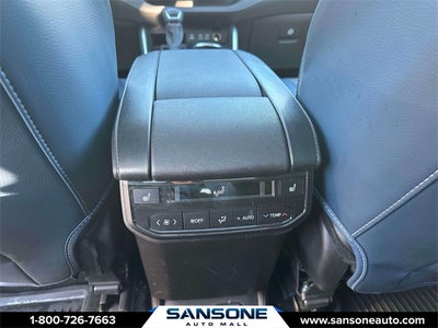 2025 Toyota Highlander Hybrid Platinum