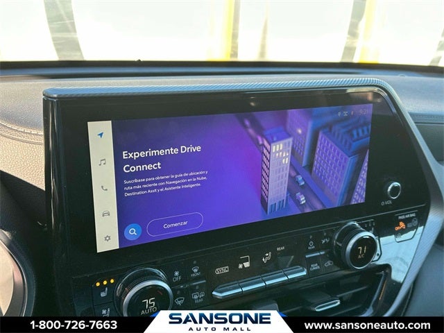 2025 Toyota Highlander Hybrid Platinum