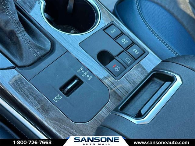 2025 Toyota Highlander Hybrid Platinum