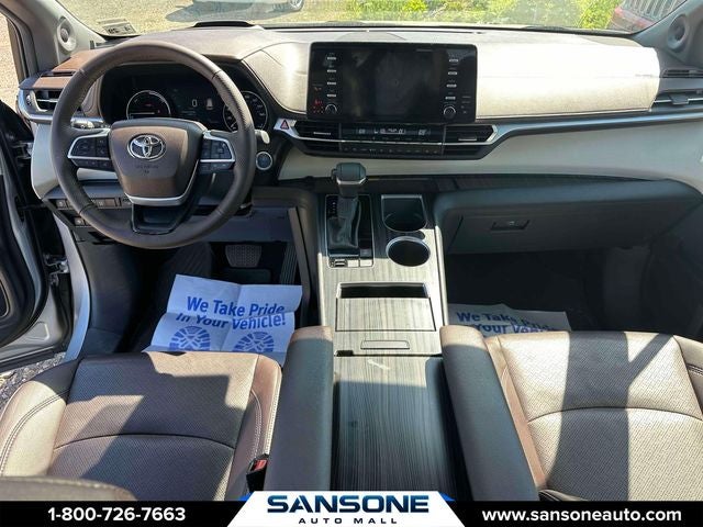 2024 Toyota Sienna Platinum 7 Passenger