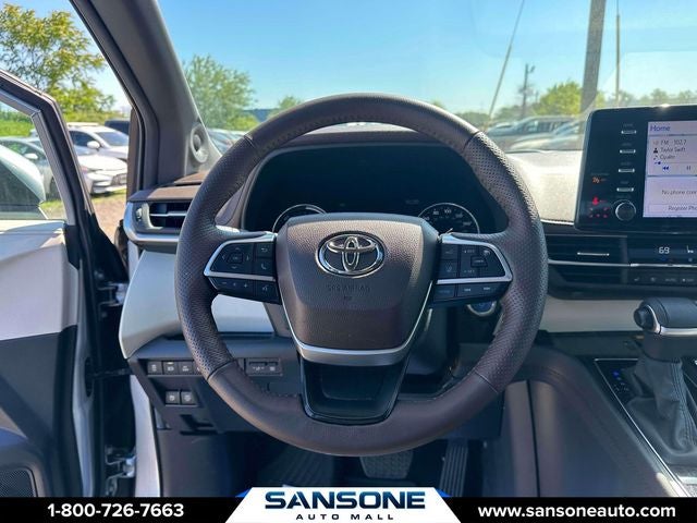 2024 Toyota Sienna Platinum 7 Passenger