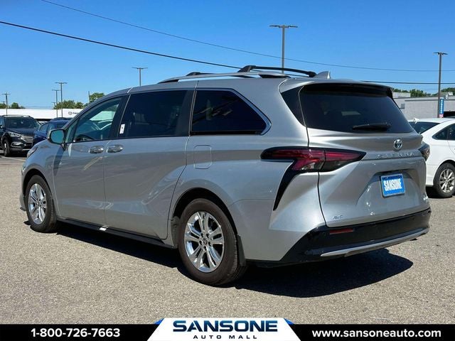 2024 Toyota Sienna Platinum 7 Passenger