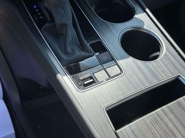 2024 Toyota Sienna Platinum 7 Passenger