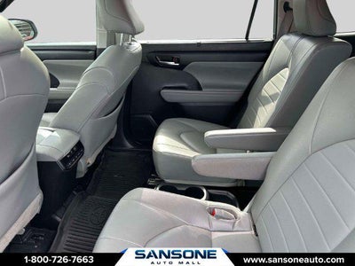 2022 Toyota Highlander XLE