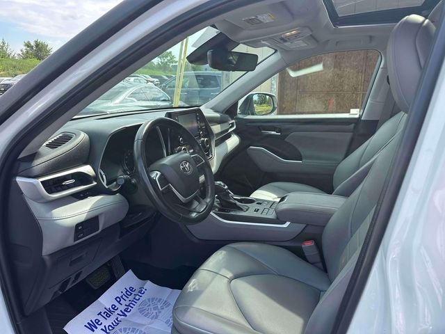 2022 Toyota Highlander XLE