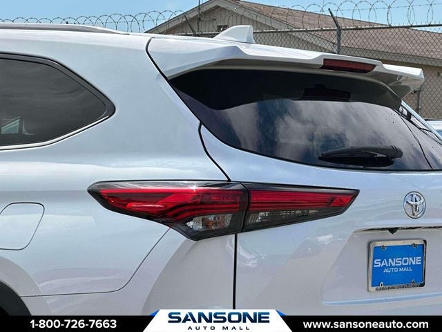 2022 Toyota Highlander XLE