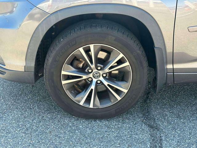 2016 Toyota Highlander XLE V6