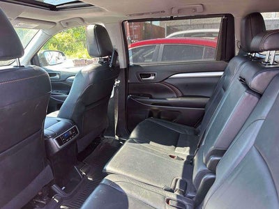 2016 Toyota Highlander XLE V6