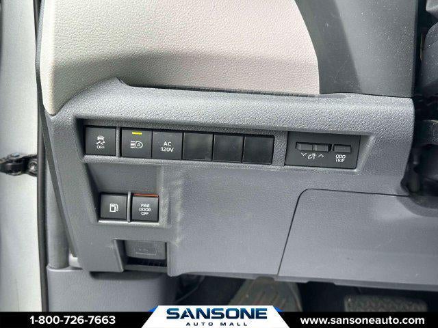 2024 Toyota Sienna XLE 7 Passenger