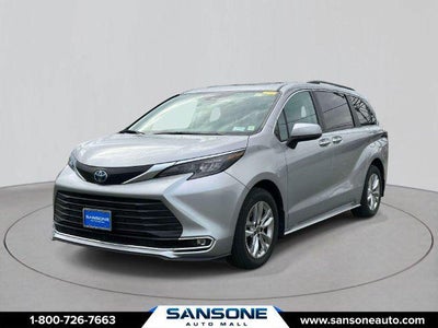2024 Toyota Sienna XLE 7 Passenger