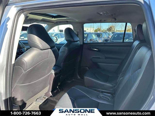 2023 Toyota Highlander Hybrid XLE