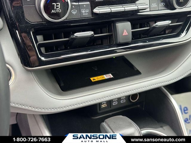 2024 Toyota Highlander Hybrid XLE