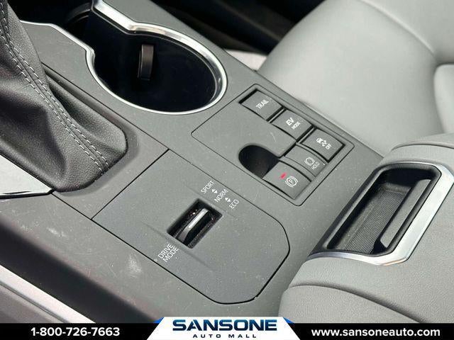 2024 Toyota Highlander Hybrid XLE