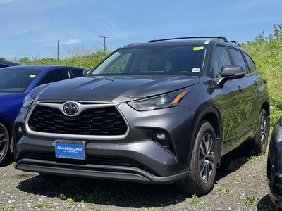 2023 Toyota Highlander XLE